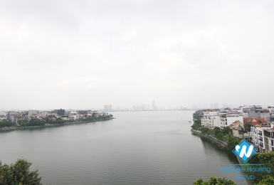 Top floor-breaking view 1+ beroom apartment for rent on Xuan Dieu street